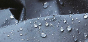 Material Waterproof serta Teknis di Outerwear Modern
