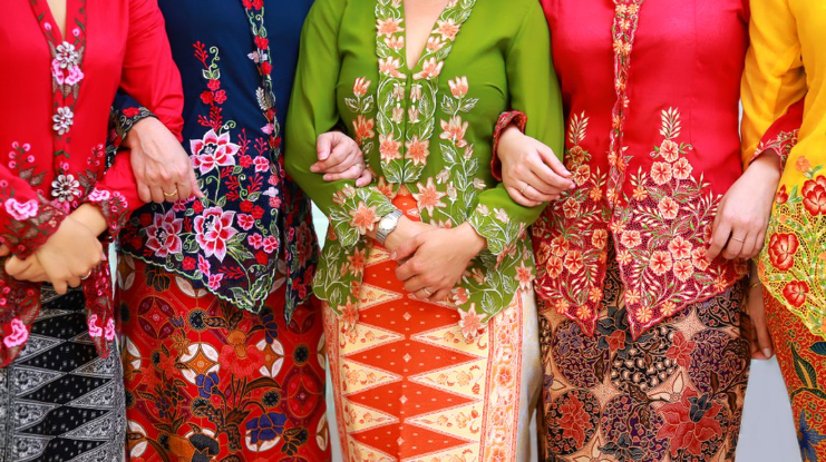 Busana Nusantara Sentuhan Modern Klasik